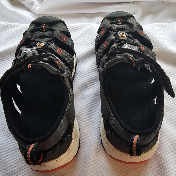 Keen Little Kids' Newport Neo - outdoor hiking rugged Size 1 Waterproof Sandal - Picture 5 of 6